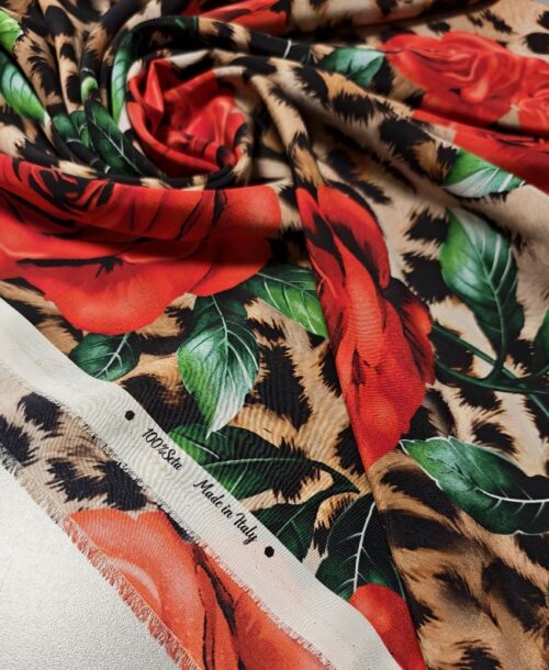 Leopard svila z rdečimi vrtnicami - Gabbana Style